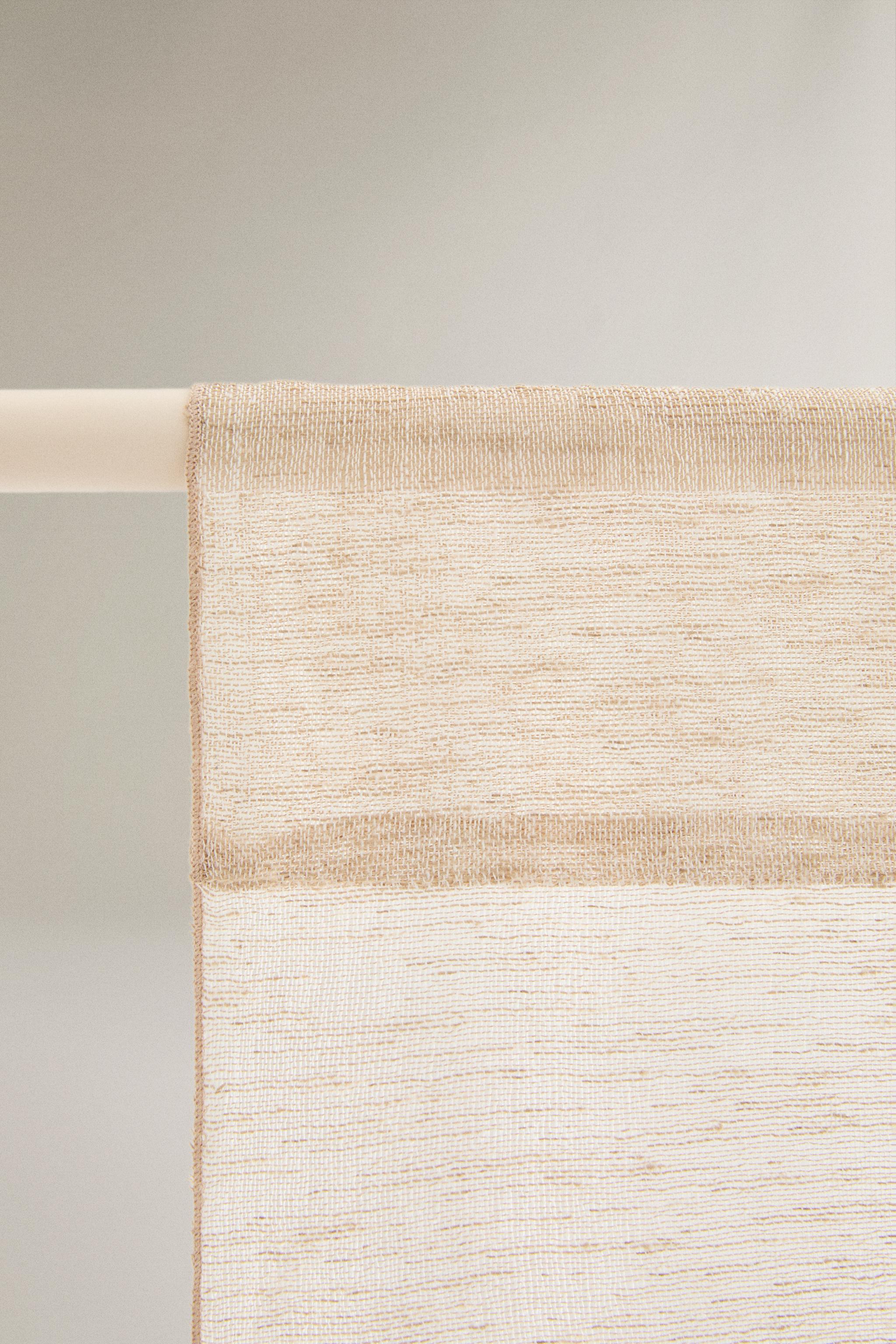 RIDEAU FIN OPACITÉ FAIBLE